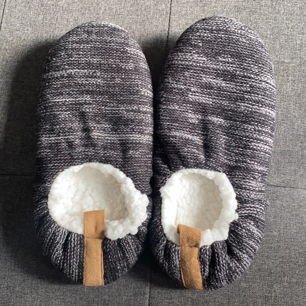 NWT! Men’s Slipper Socks